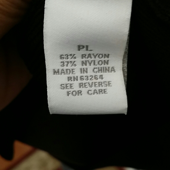 V-NECK dressy Tank - Picture 4 of 4